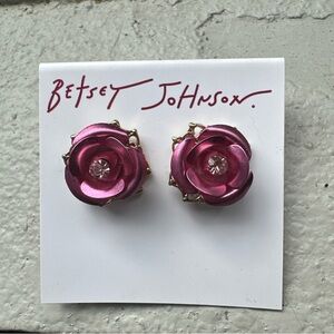 Betsey Johnson Pink Rose Rhinestone Rose Bud Stud Earrings Gold tone signed NWT